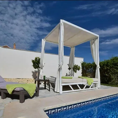 La Perla Escondida Private Pool & Sauna *